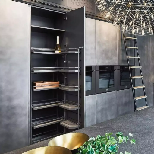 Hardware & Accessories